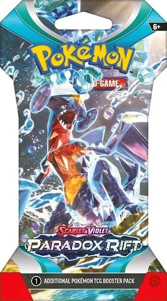 Går ikke glip forbi en Paradox Rift Sleeved booster pakke med Garchomp motiv på.