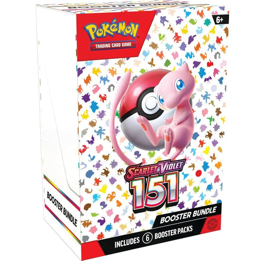 Pokémon TCG Booster Bundle med 6 Scarlet & Violet 151 boosterpakker, prydet med ikoniske Kanto-Pokémon som Bulbasaur, Mew og Charizard.